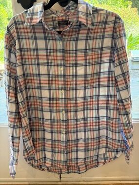 Vineyard Vines Plaid Button-Down Shirt in White, Navy & Peach